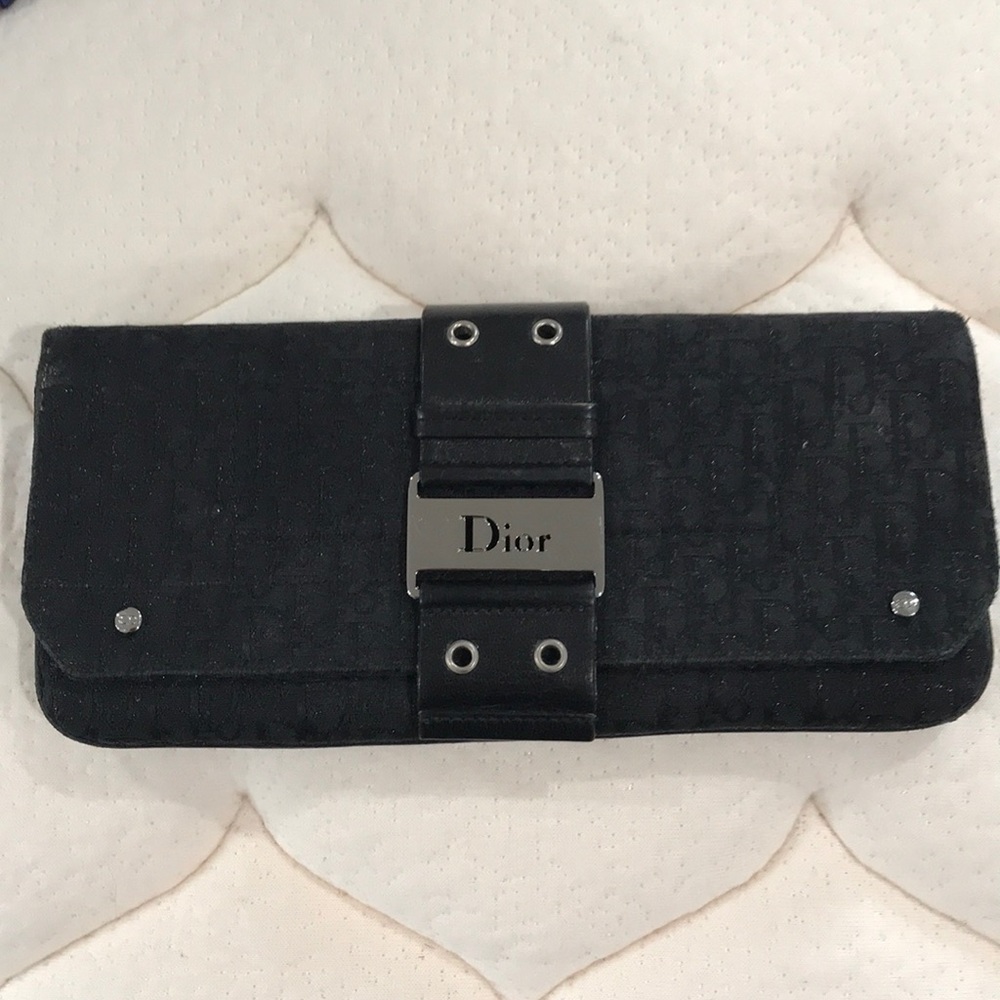 Dior wallet